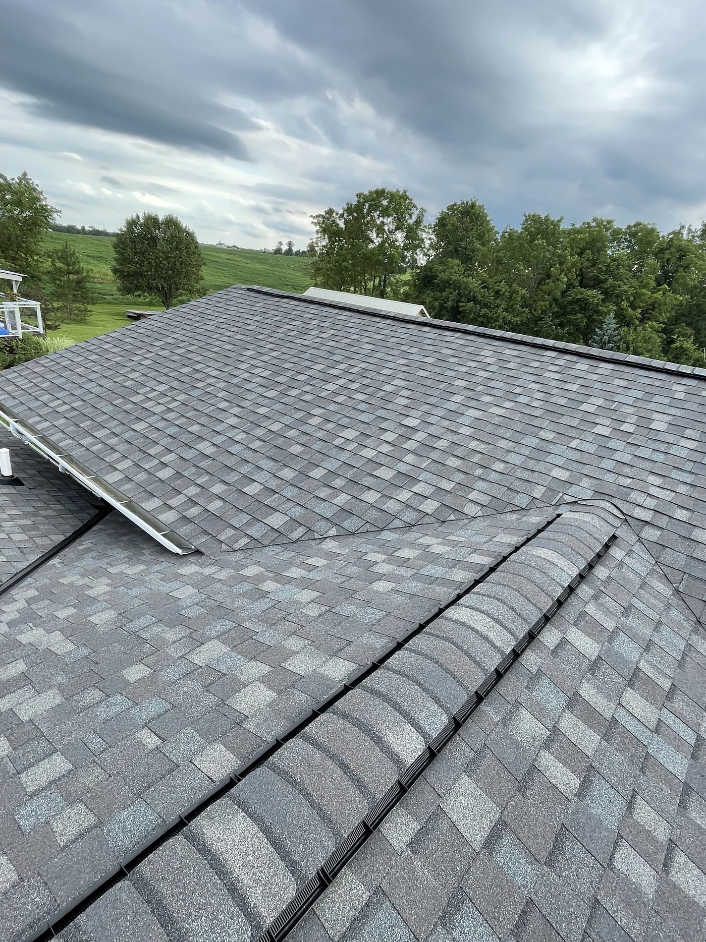 roof with asphalt shingles in Pickerington Ohio.