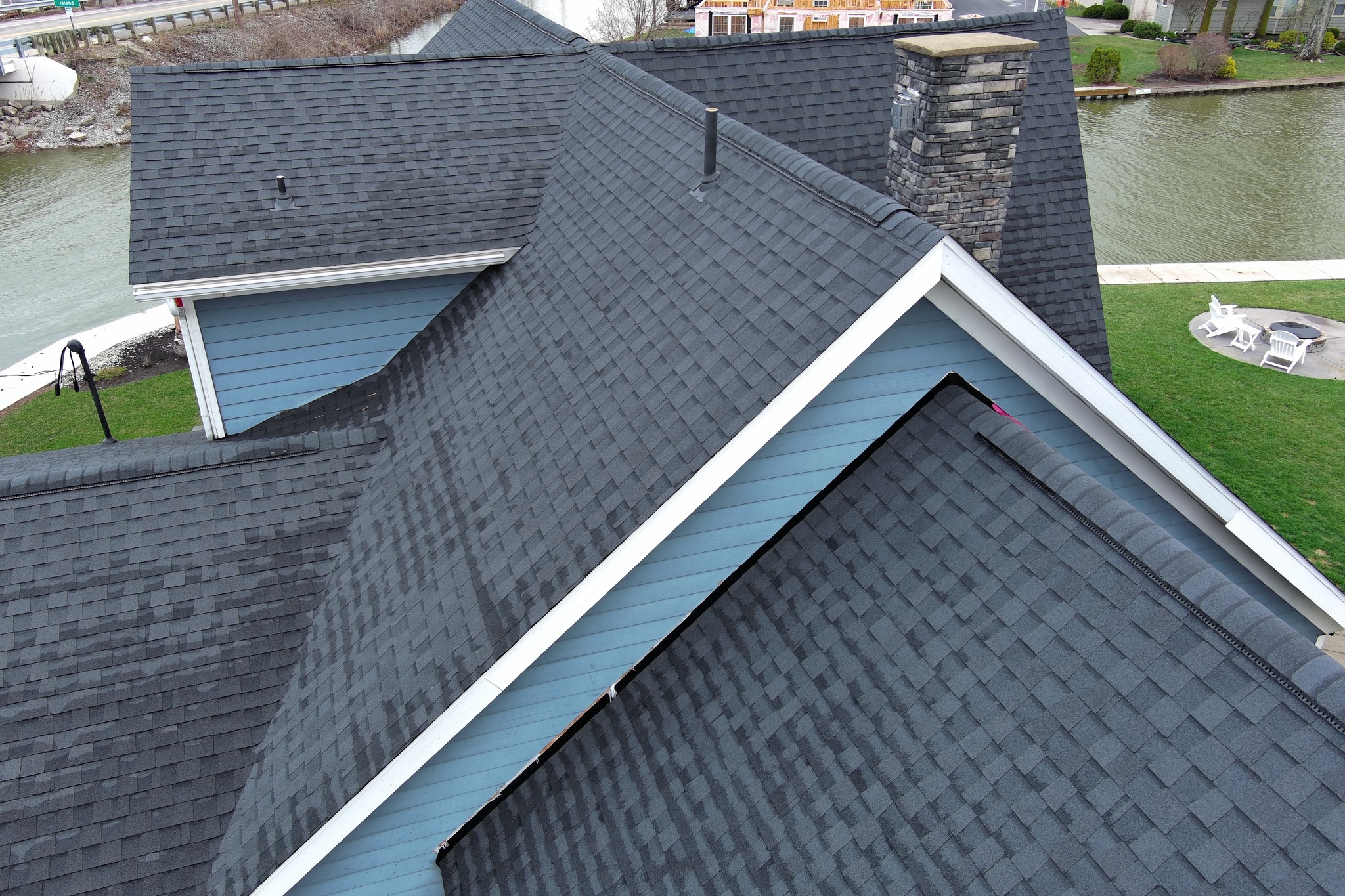 How Roofs by Warren Handles Roof Replacements
