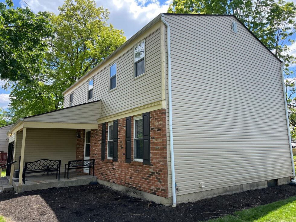 A Complete Siding Update for an Aging Columbus Home Columbus project photo5