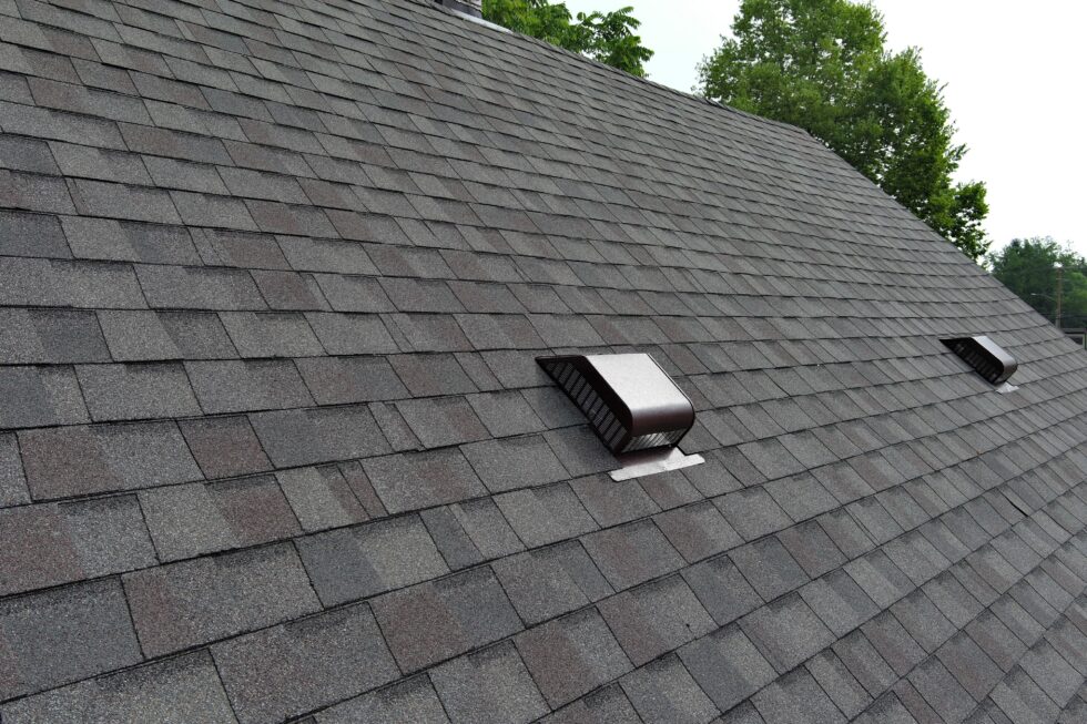 See Actual Examples of CertainTeed Weathered Wood Shingles on a Finished Roof project photo2