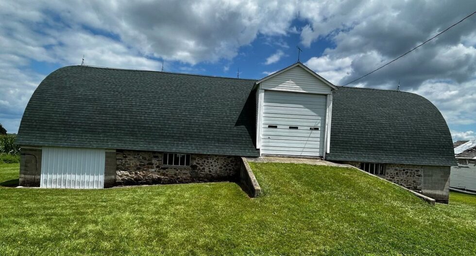 Storm Damaged Round Barn Roof Replaced in Urbana project photo3